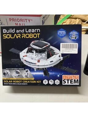 STEM Build and Learn Solar Robot Space Shuttle Astronaut 6-In-1 Robot Model Kit